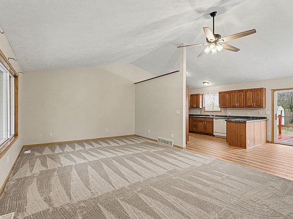 3rd image of 6410 Ewing Rd