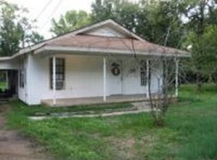 498 Hawkins St, Camden, AR 71701
