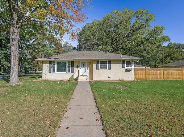 5000 Abbott Ave N, Brooklyn Center, MN 55429