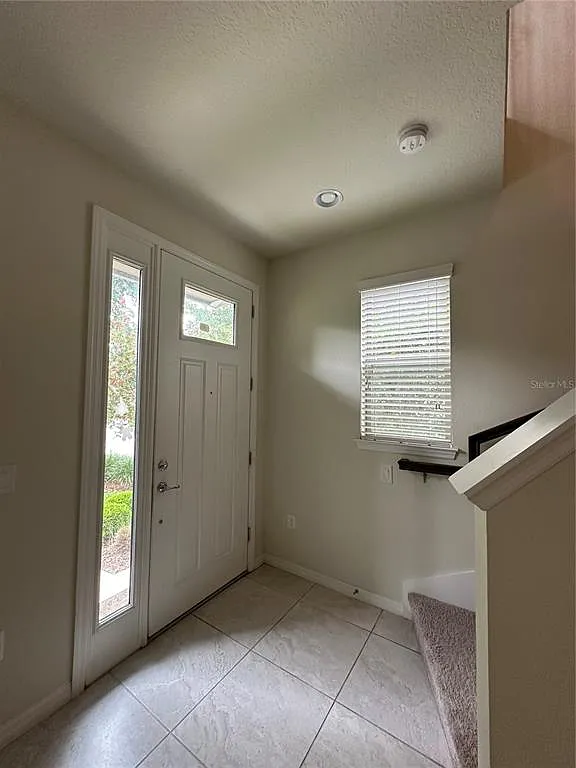 2 bed, 3.5 bath, 2140 sqft, $2,700 — Photo 3