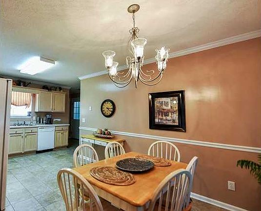 3rd image of 16084 Northwind Cir