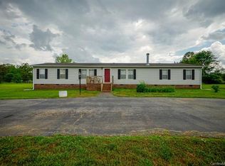 137 Tara Ct, Mocksville, NC 27028