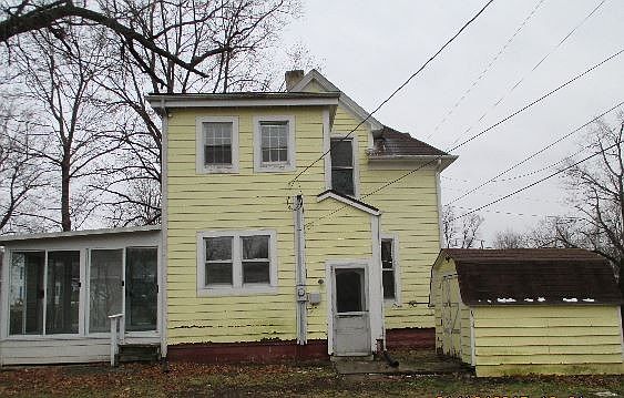 2nd image of 322 W 8th St