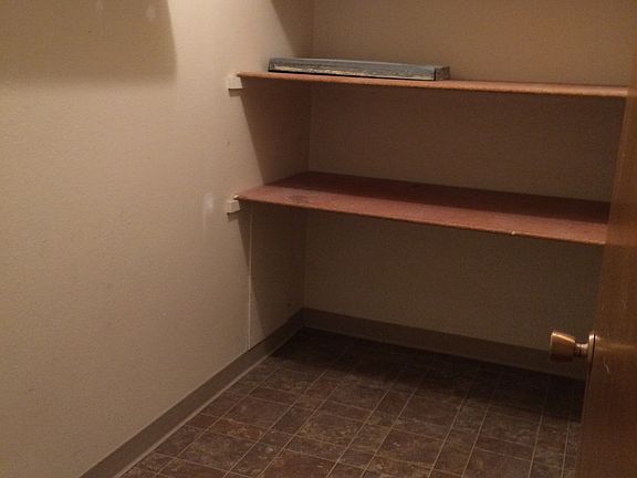 4th image of 219 2nd Ave W APT 14