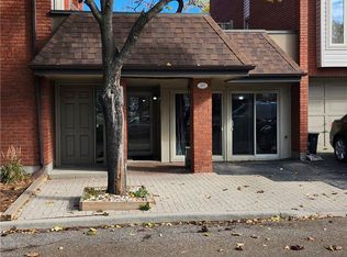 895 Maple Ave #223, Burlington, ON L7S2H7