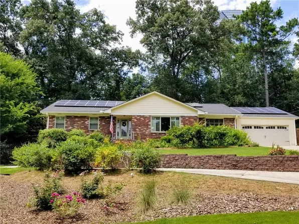 3292 Ferncliff Pl NE, Atlanta, GA 30324