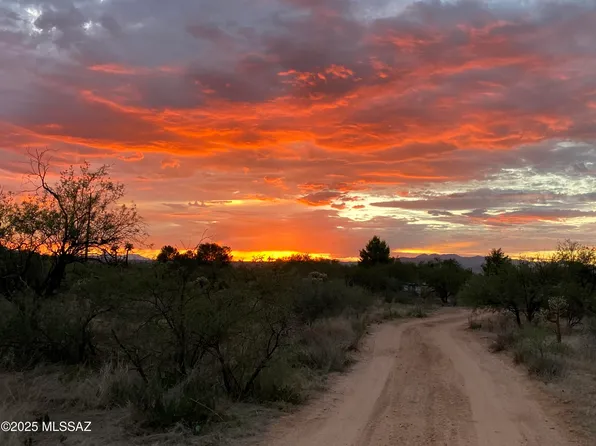 1760 W Eagle Way, Amado, AZ 85645