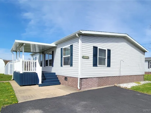 4245 Mohawk Pkwy, Niagara Falls, NY 14304