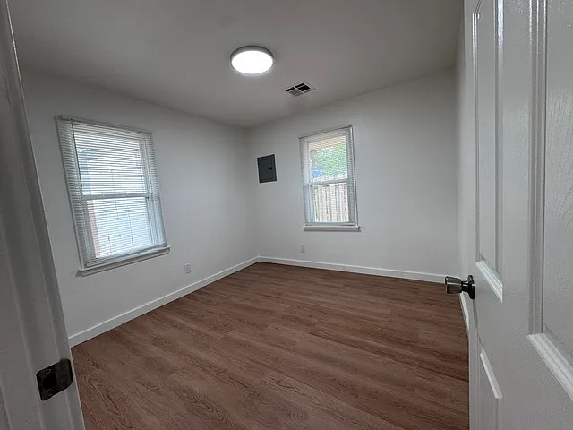213 Farmer St #213 — Photo 9