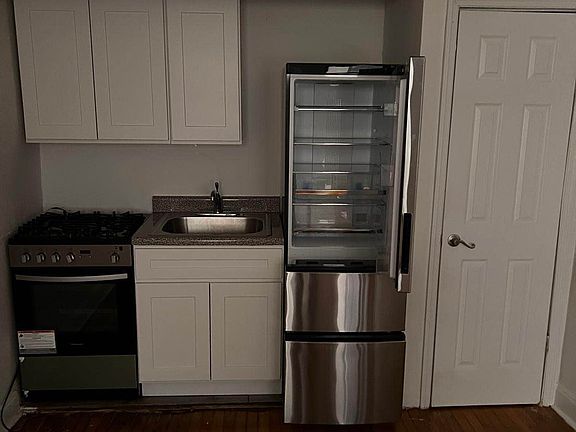 3rd image of 42-25 Layton St #2C