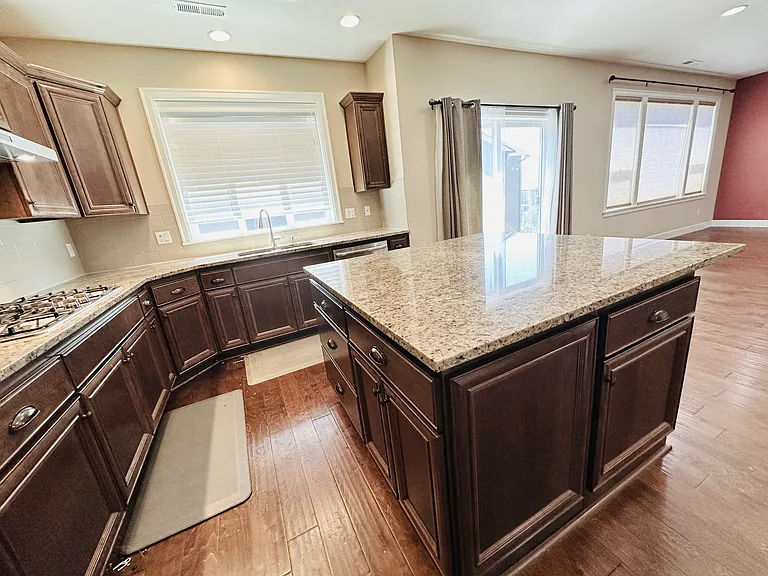 17090 NW Anita St — Photo 25