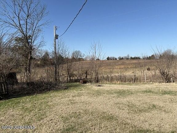 4th image of 8101 N Wade School Rd