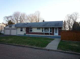176 Saratoga Ave, Burlington, VT 05408