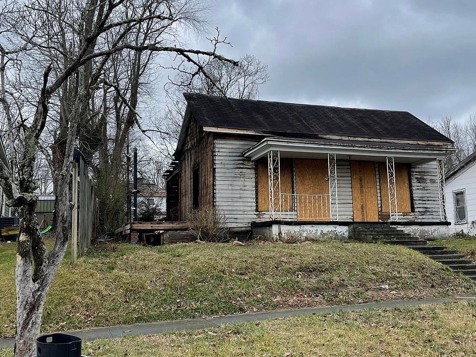 2nd image of 421 Hamilton St