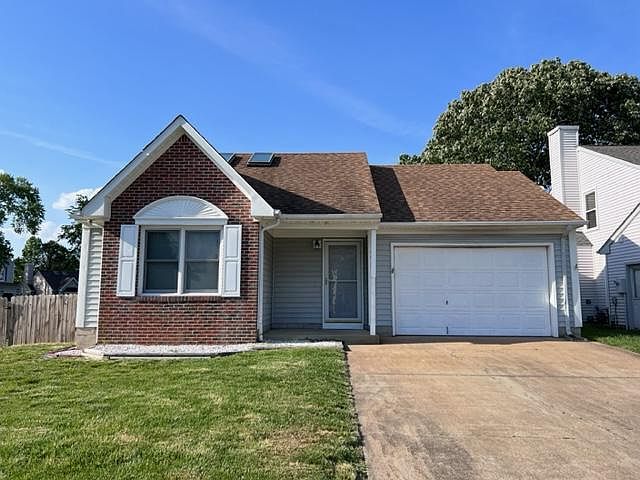 1st image of 4020 Weatherstone Dr