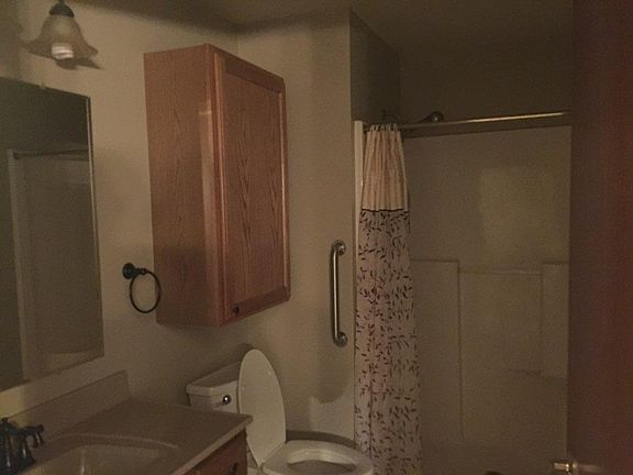 2nd image of 106 S 7th St