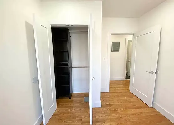 Rented by EastMount Realty LLC | media 30