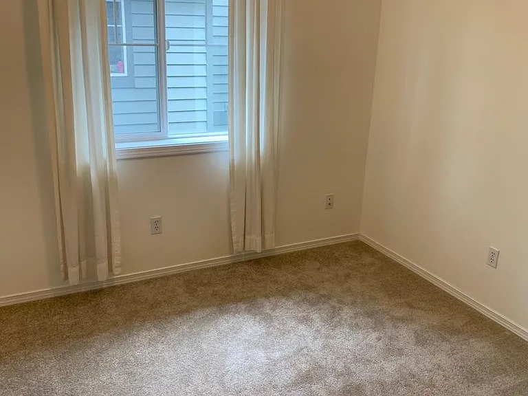 443 NE Ravenna Blvd #C — Photo 22