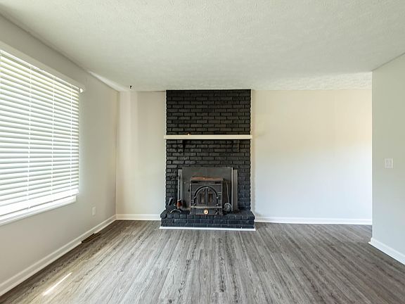 5th image of 1905 E Dutcherman Dr