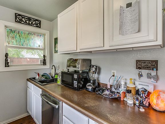 5th image of 4313 Alamo Ave