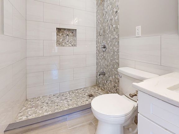 5th image of 317 W 48th St #4F