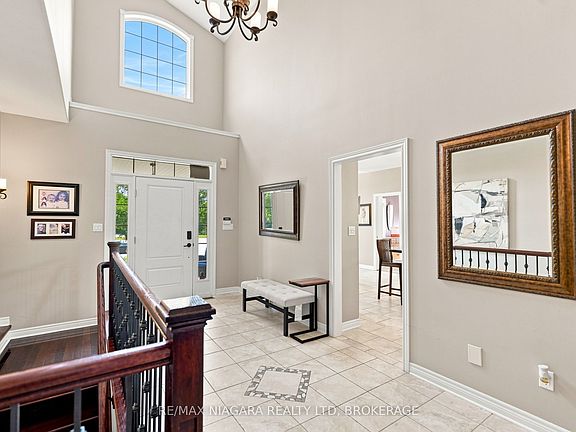 5th image of 1025 Pelham Rd