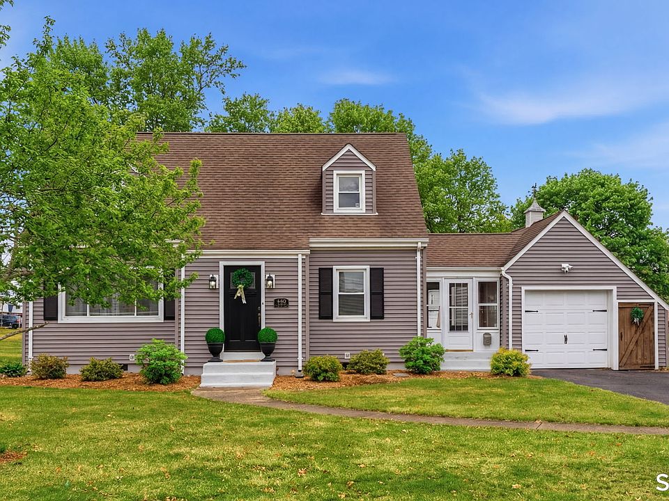 1st image of 750 Wolcott Hill Road
