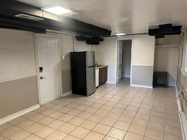 Efficiency/Main room