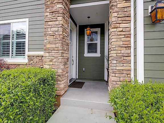 3rd image of 1163 Fleetwood Ln