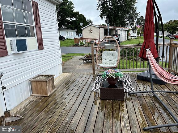 2nd image of 28 Hearth Dr