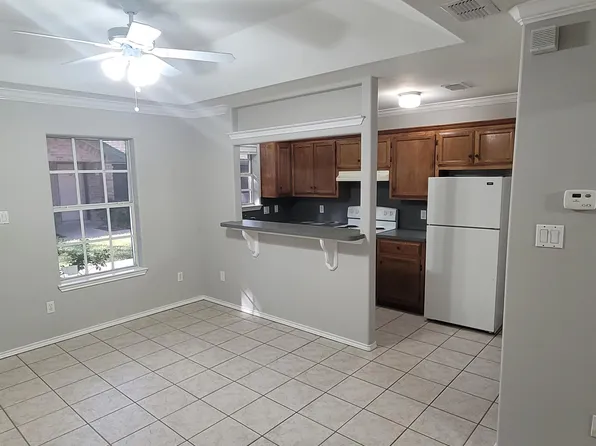 1811 W Kuhn St #13, Edinburg, TX 78541