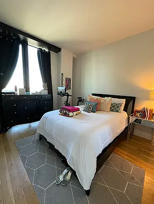 Rented by The KCI Group | media 28