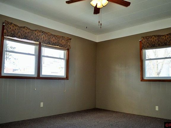 2nd image of 222 Park St N