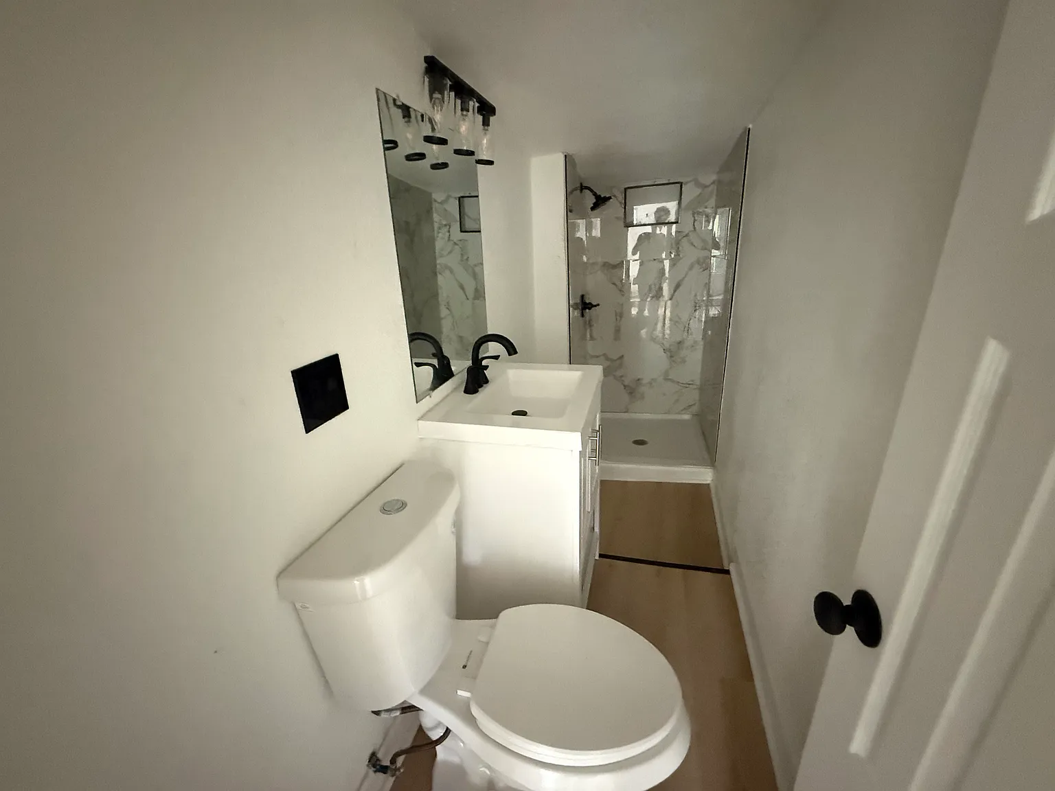 1 bed, 748 sqft, $900 — Photo 4
