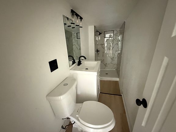 4th image of 3455 E 7th St #B