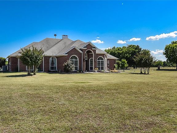 2nd image of 2080 County Road 2218