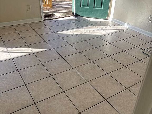 2nd image of 215 Lovelace Dr APT 12