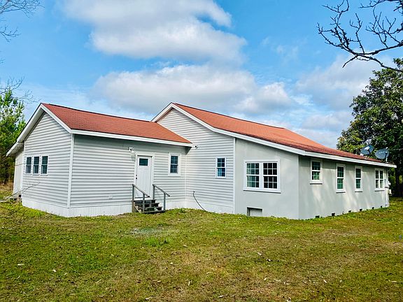 5th image of 215 O'Hines Ln