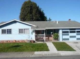 2583 Maple Ln, Arcata, CA 95521