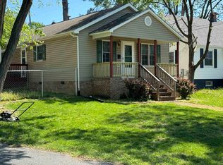 131 Fraser Ln, Staunton, VA 24401