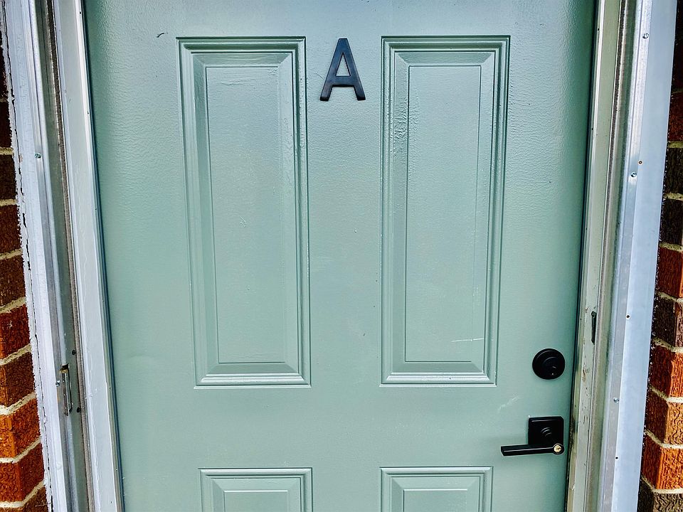 1st image of 3204 Blair Blvd #B
