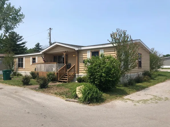134 Rega Point, Hobart, IN 46342