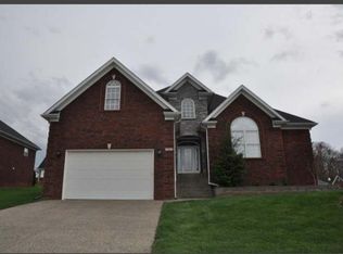 9300 Grandstand Ct, Louisville, KY
