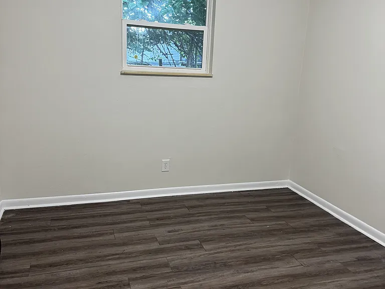 1336 Tune Ave — Photo 6