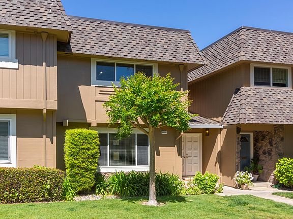 4th image of 10038 Dove Oak Ct