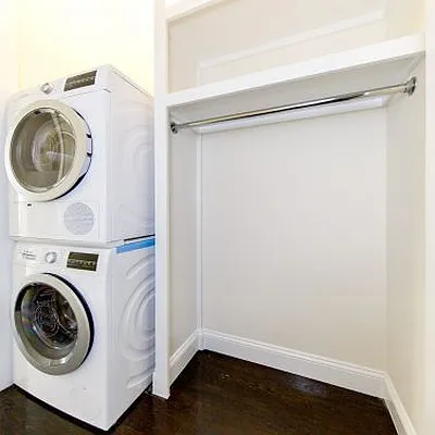 Rented by Icon Realty Management | media 26