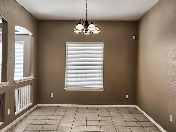 4th image of 12224 Pamela Anne Ln