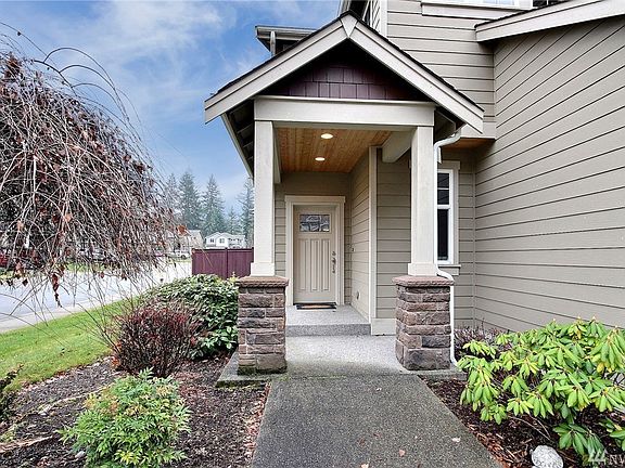 2nd image of 510 182nd St E