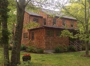 140 W Neck Rd, Southampton, NY 11968