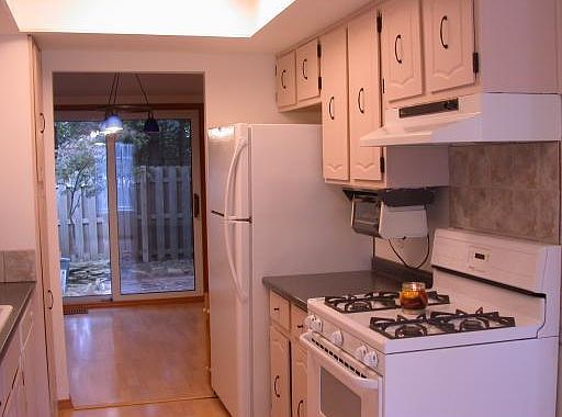 2nd image of 3218 Bolgos Cir
